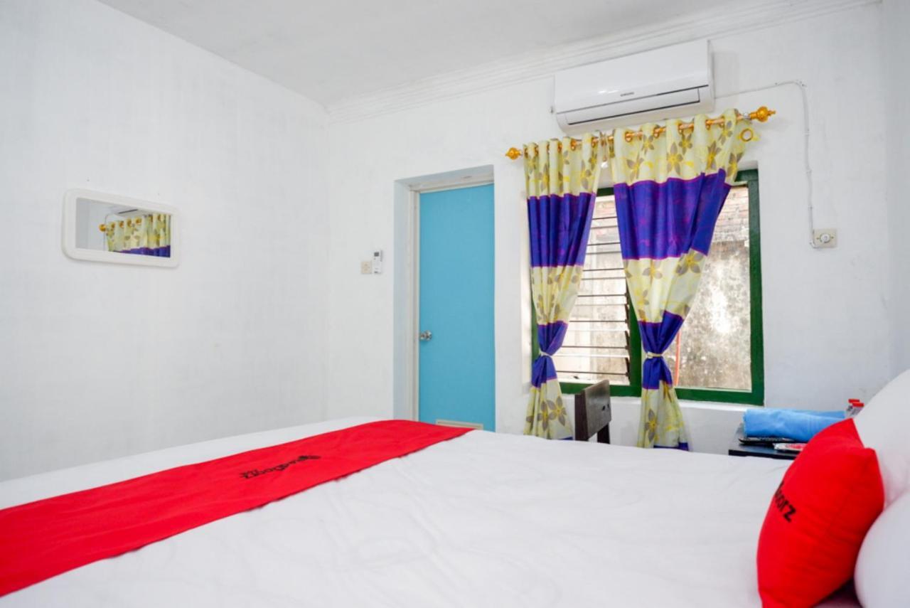 Reddoorz Syariah @ Ndalem Kembang Sore Джокьякарта Экстерьер фото