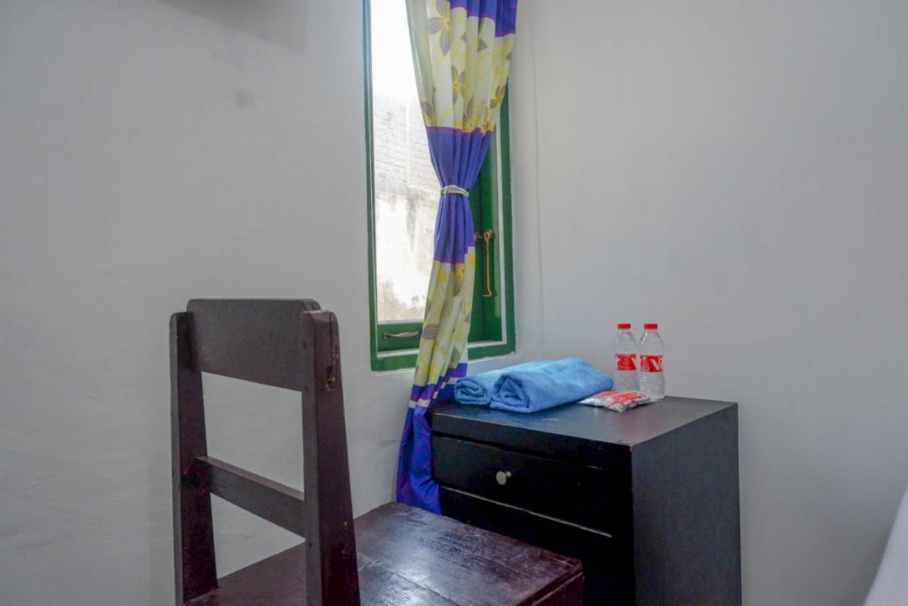 Reddoorz Syariah @ Ndalem Kembang Sore Джокьякарта Экстерьер фото